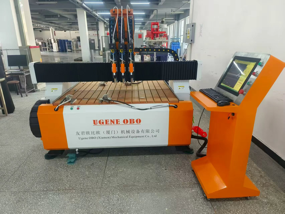 大臺面全自動螺柱焊接機(jī)